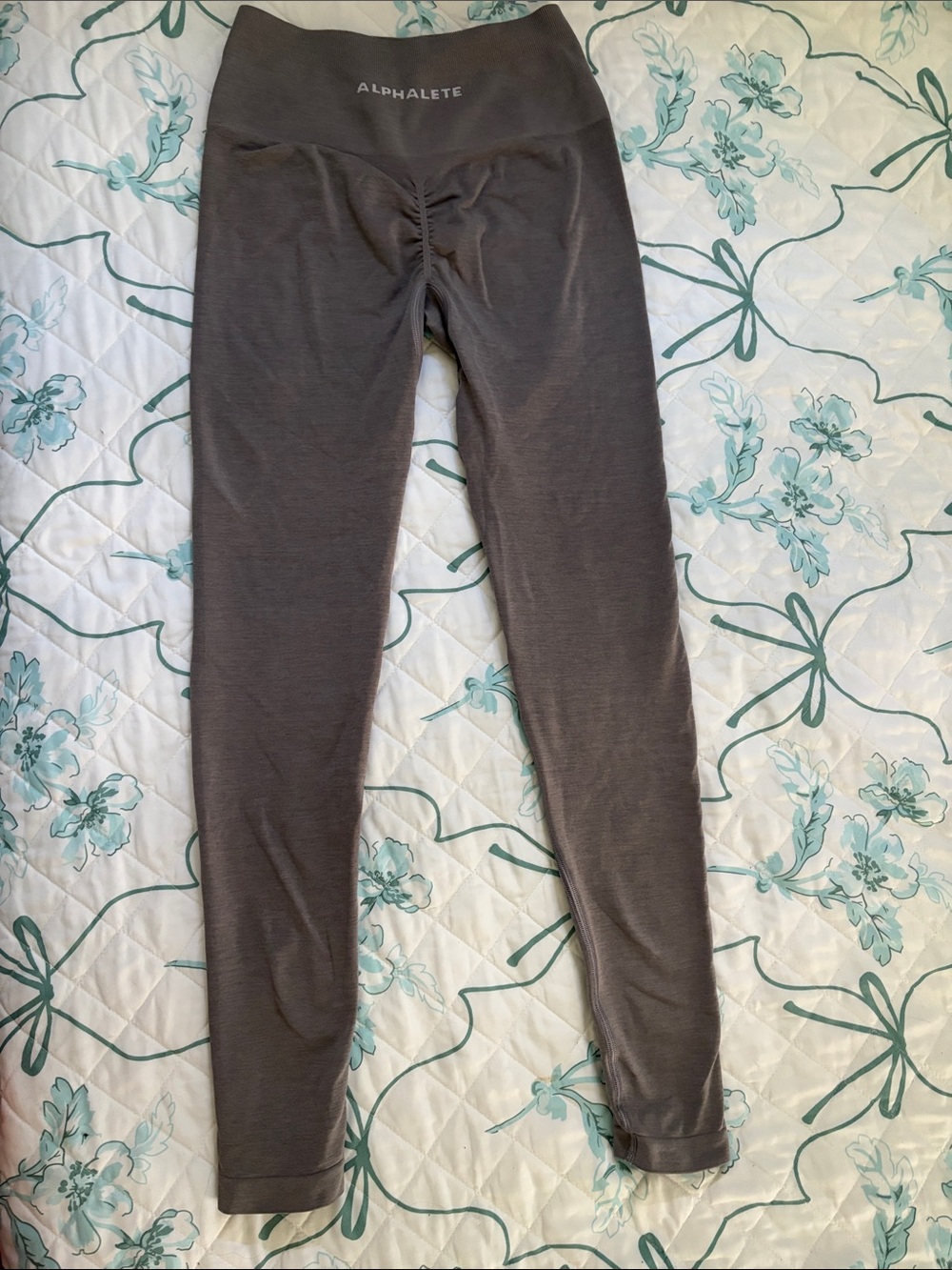 Alphalete Charcoal Scrunch High-Rise Leggings